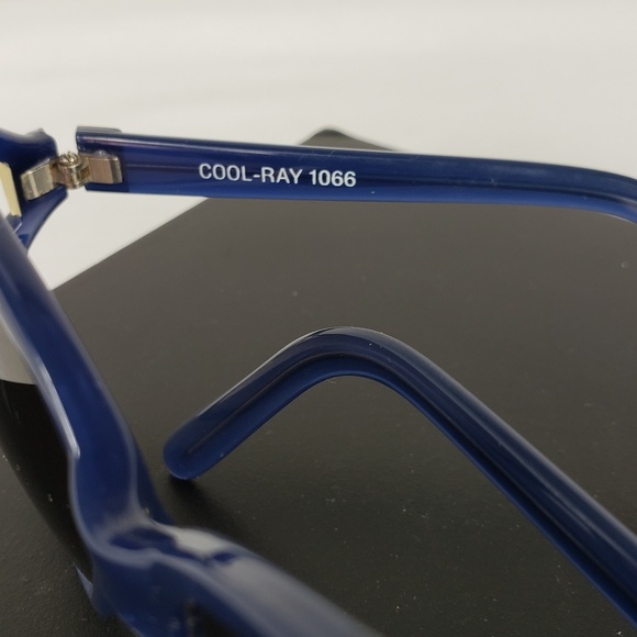 Vintage Cool-Ray Navy Oversized Sunglasses - Picture 4 of 5